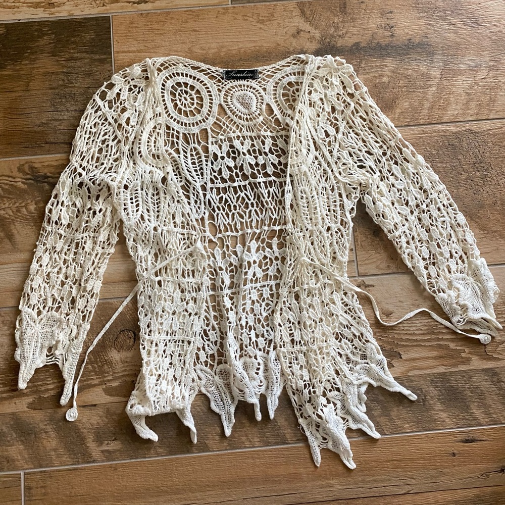 White crochet vintage fairycore cardigan